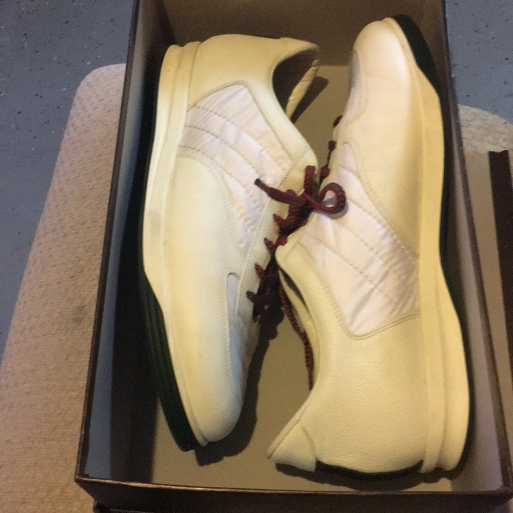 Gucci Sneakers, Excellent condition